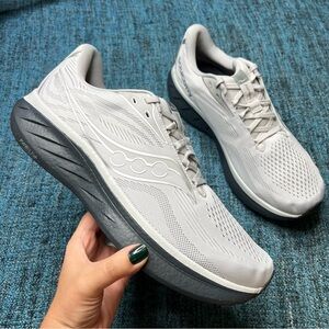 Saucony Ride 18 Running Shoes in Cloud Shadow Men's Size 11 WIDE Width Sneakers